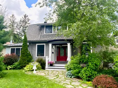 Detached in Alta Vista and Area
