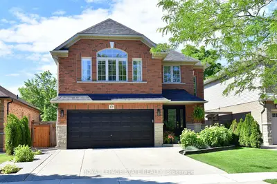 Detached in Hamilton