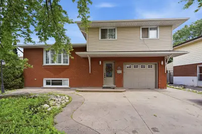 207 Christopher Drive, Cambridge, On N1r 4s6
