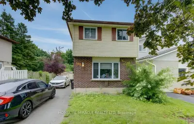 142 Cornerbrook Crescent, Waterloo, On N2v 1l2