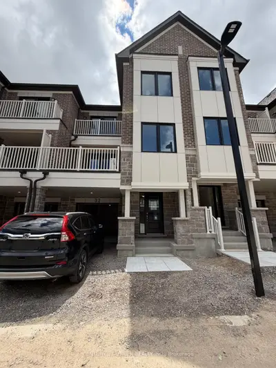 Att/Row/Townhouse in Kitchener