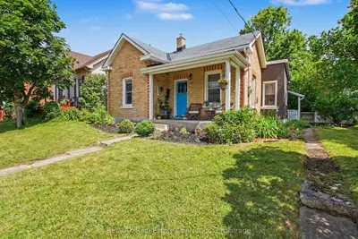 Detached in Guelph