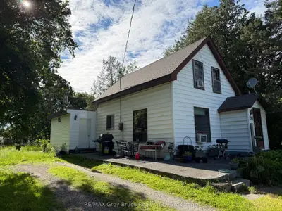 290 Berford Street, South Bruce Peninsula, On N0h 2t0