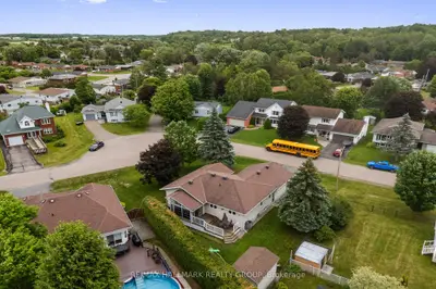 Detached in Renfrew