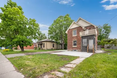 Triplex in Kawartha Lakes