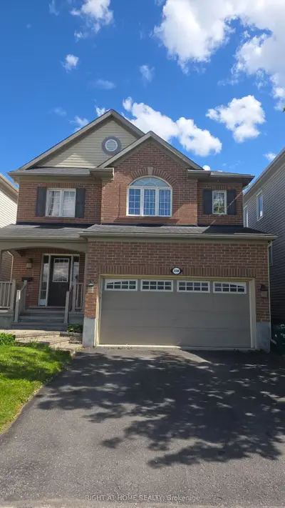 Detached in Barrhaven