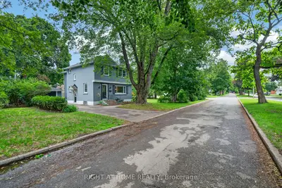 Detached in McKellar Heights - Glabar Park and Area