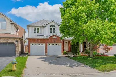 Detached in Guelph