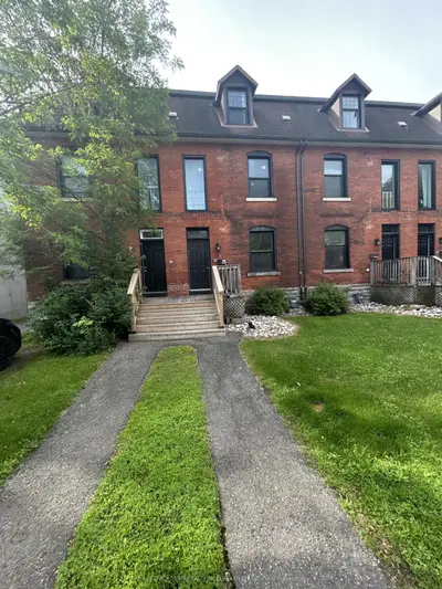 Att/Row/Townhouse in Glebe - Ottawa East and Area