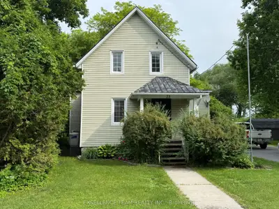 23 MECHANIC Street E, North Glengarry, ON K0C 1T0