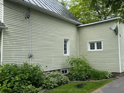 23 MECHANIC Street E, North Glengarry, ON K0C 1T0