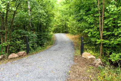 534 Oak Bluffs Road, Frontenac, On K0h 2b0