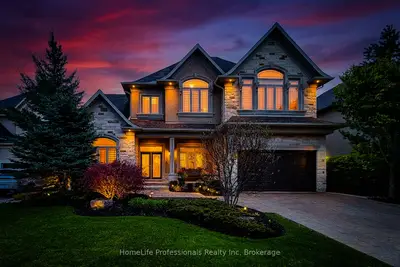 Detached in Hamilton