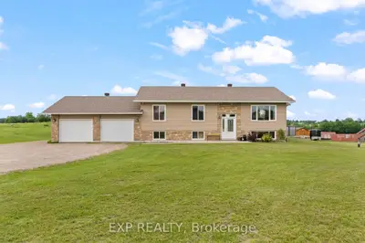 Detached in Horton