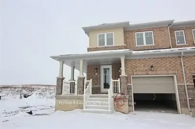 Att/Row/Townhouse in Haldimand