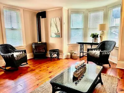 62 West Street, Port Colborne, On L3k 4c8