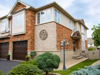 28 Elderberry Avenue, Grimsby, On L3m 5r5