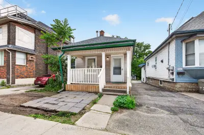 Detached in London East