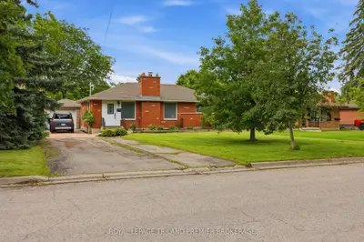 Detached in London South