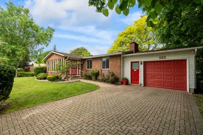 232 Picton Street W, Goderich, On N7a 2c8