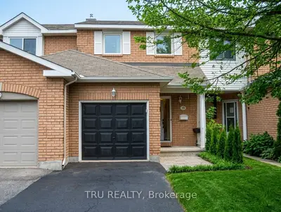 Att/Row/Townhouse in Barrhaven