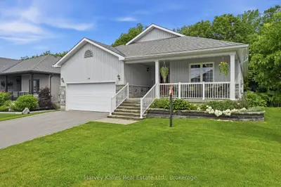 Detached in Prince Edward County
