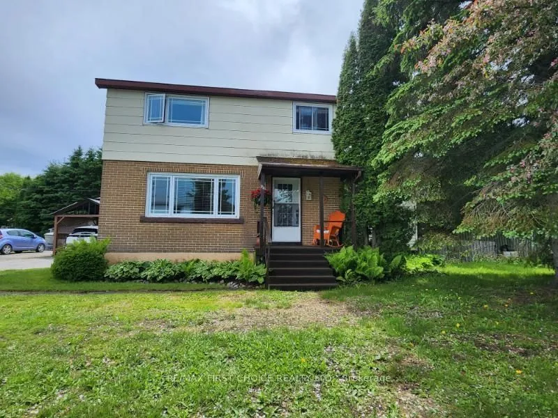 Detached in Red Rock