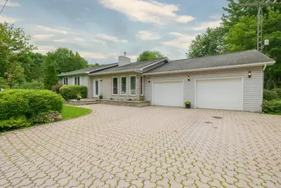 21050 Juniper Avenue, South Glengarry, On K0c 1e0