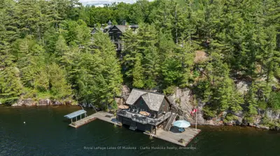 Detached in Muskoka Lakes