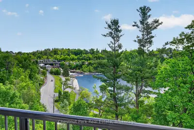 Condo Apartment in Bracebridge