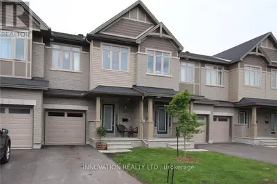 Att/Row/Townhouse in Kanata