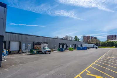 2700 Lancaster Road 104, Alta Vista And Area, On K1b 4w8