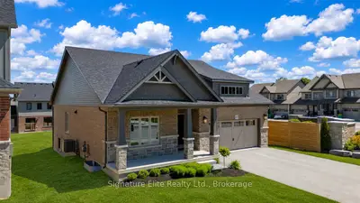 Detached in Grey Highlands