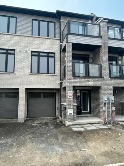 Att/Row/Townhouse in Brantford