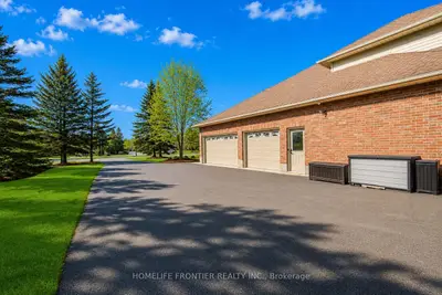 17 Bridle Path, Puslinch, On N0b 2j0