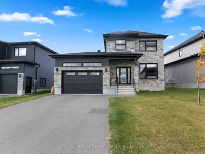 Detached in Casselman