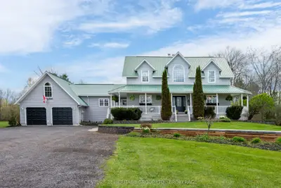 Detached in Frontenac