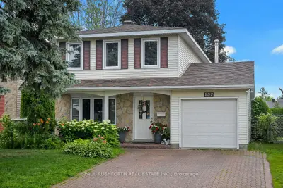 157 CRAIG HENRY Drive, South of Baseline to Knoxdale, ON K2G 3Z8