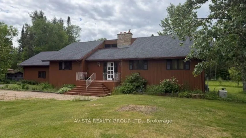 Detached in Oliver Paipoonge