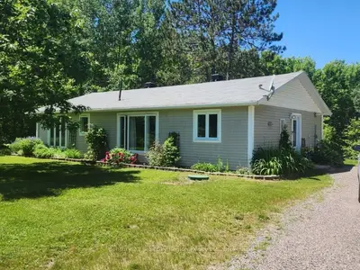 Detached in East Ferris