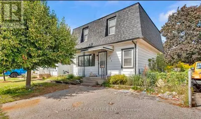 Detached in Windsor