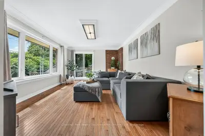 Detached in Guelph