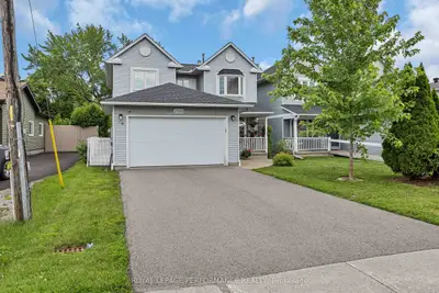 Detached in Orleans - Convent Glen and Area
