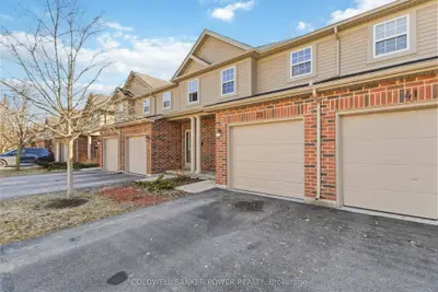 Condo Townhouse in London North