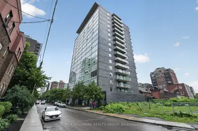 Condo Apartment in Ottawa Centre
