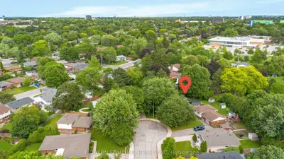 108 Fassett Court, Hamilton, On L9g 4e7