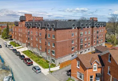 Condo Apartment in Kingston