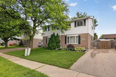 1095 Canfield Crescent, Woodstock, On N4s 8p3