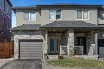 Semi-Detached in Westboro - Hampton Park
