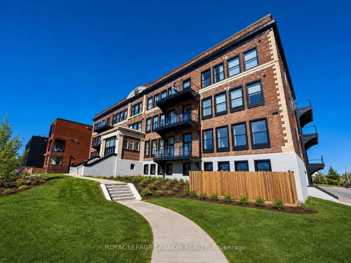 Condo Apartment in Thunder Bay